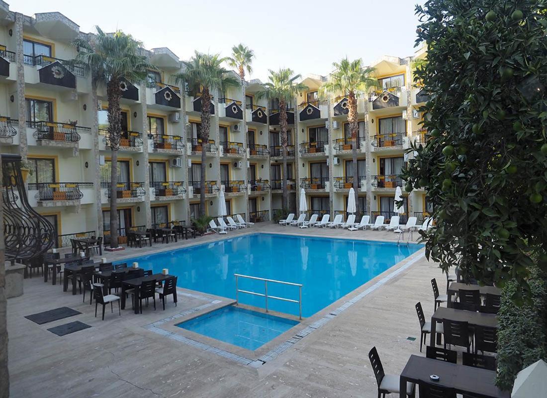 Club Herakles Hotel 凯梅尔 外观 照片