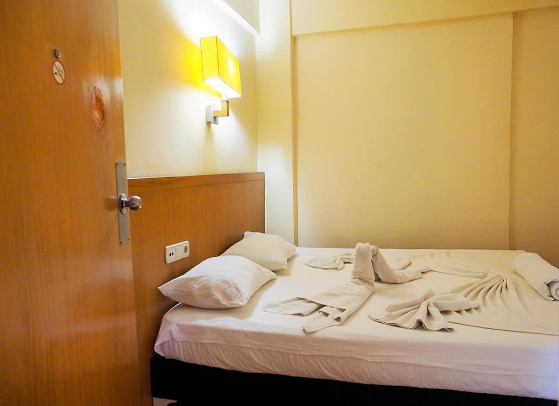 Club Herakles Hotel 凯梅尔 外观 照片