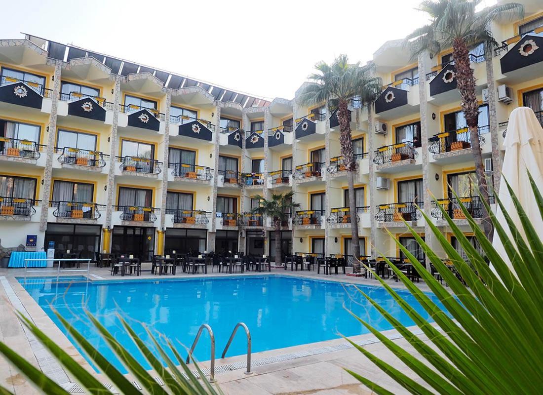Club Herakles Hotel 凯梅尔 外观 照片